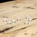 Chessex #23601 - Translucent Clear / White d6 (12ct)